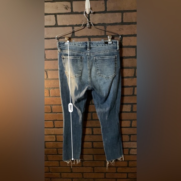 EUC Kut From The Kloth Reece jeans - Picture 4 of 6